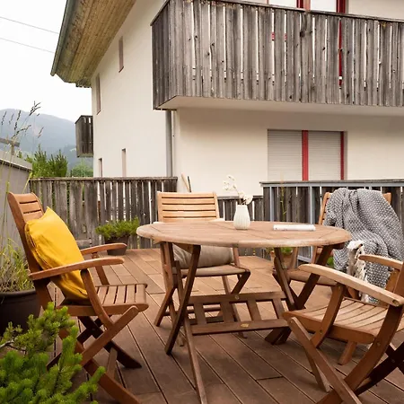 Hut Smucka Holiday home *