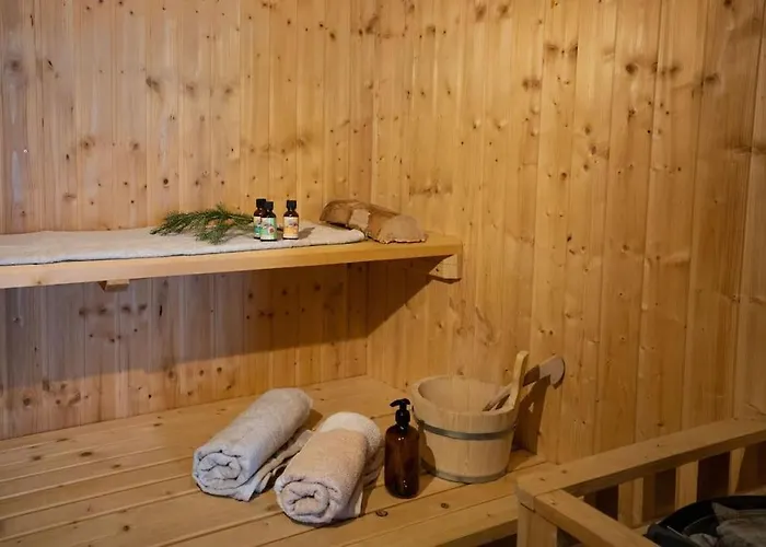 Hut Smucka Kranjska Gora